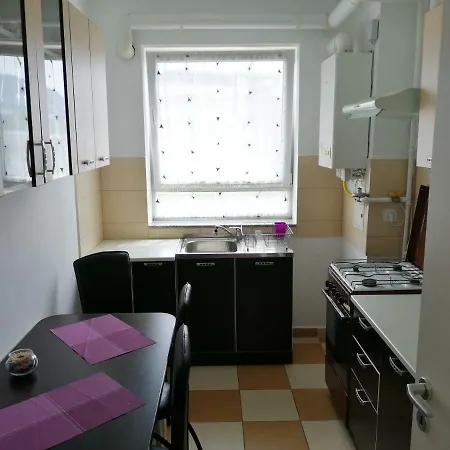 Апартаменти Friendly, Cozy, Super Mountain View *